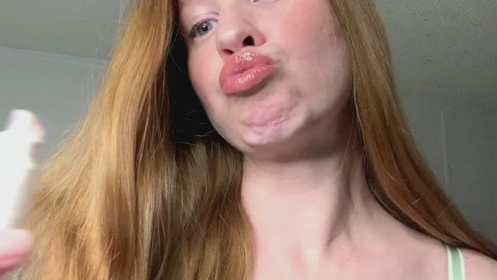 Glossy Exaggerated Kisses