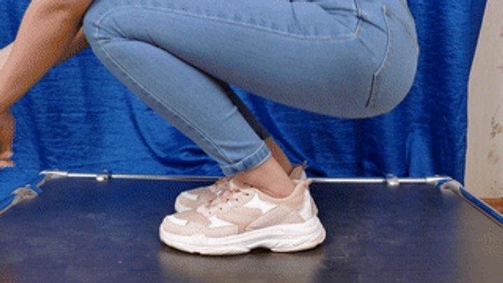 Your floor-face is a carpet for my dirty worn sneakers, flo160x 2160p