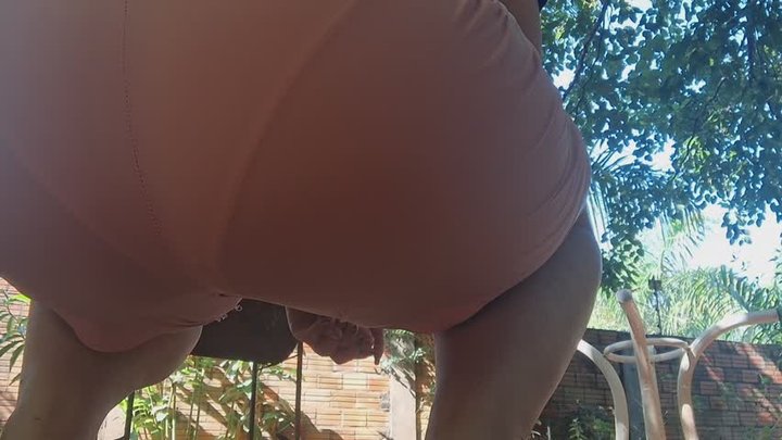 My pink shorts can't handle my stinky farts outdoors