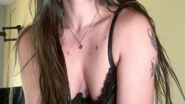 A tied up gooner, which cock I control now.