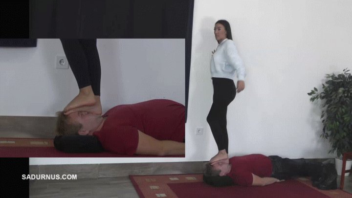 Under the feet of Mistress Natasa Picture in picture mp4