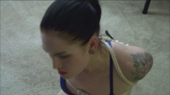 MIZZ AMANDA MARIE FUN BONDAGE TO BONDAGE MODEL LAST PART