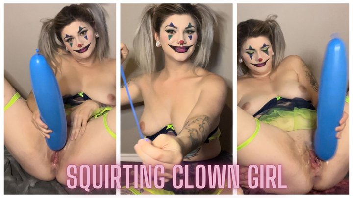 Squirting Clown Girl Masturbates With Balloons