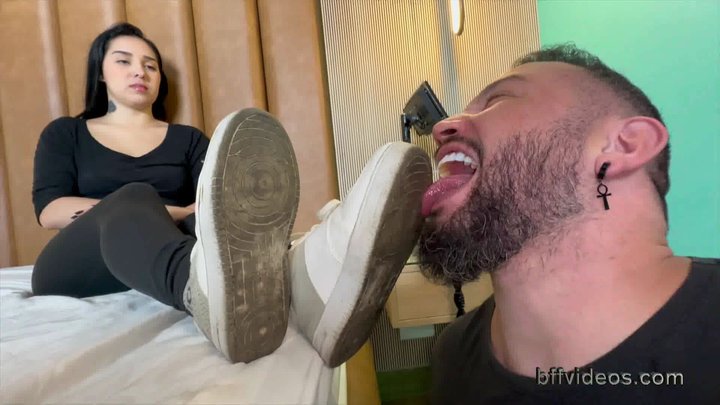 Clean My Smelly Feet, Loser! I
