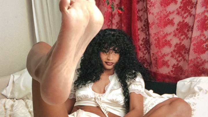 Carbonated Foot Tease