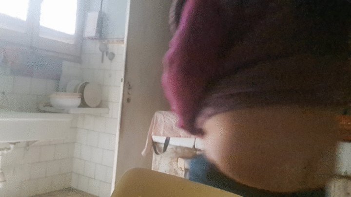 STARING AT HER ASS WHILE SHE IS CLEANING