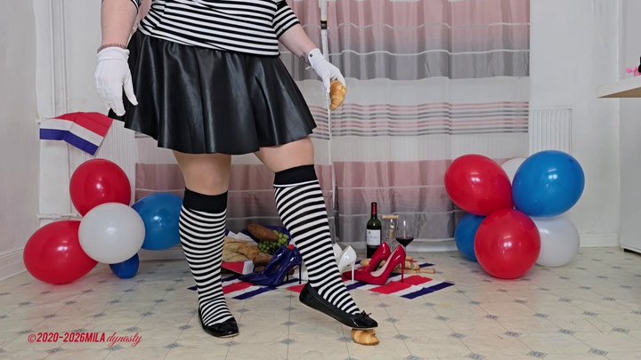 Mila - French Crush - Baquette (View 02)