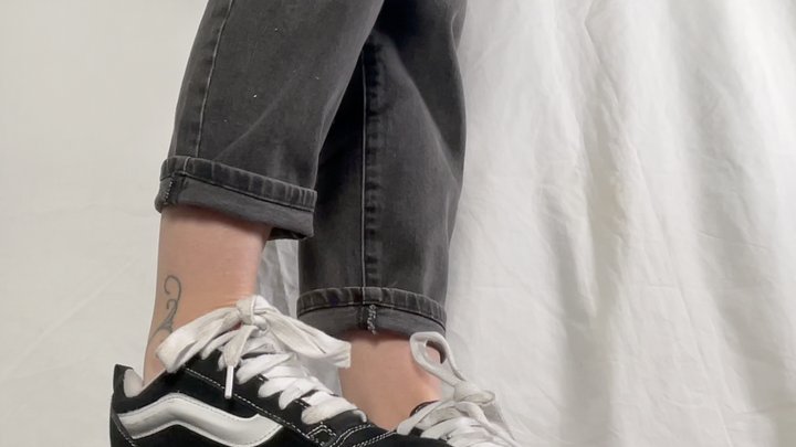 A Shoejob in Vans New School Sneakers - Sneaker fetish, CBT and Cockcrush in Van