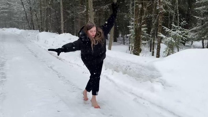 Clear flip flops on ice, slippery high heels, sliding on ice, girl on ice, walki