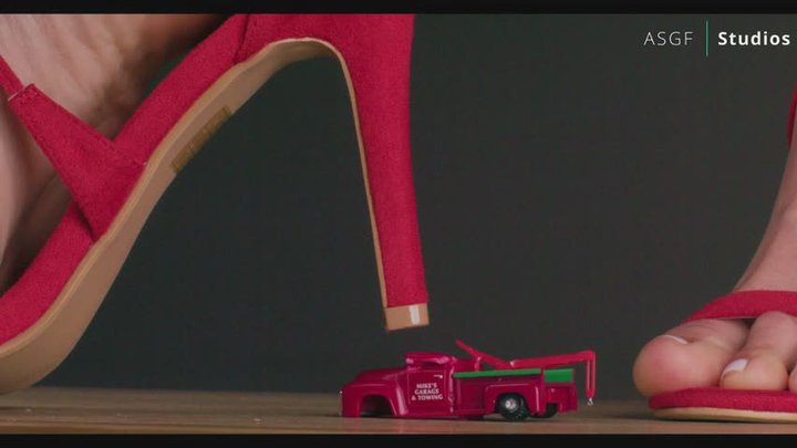 Towed the wrong car! SHRINKING FETISH! Ravishing Brunette will CRUSH you under h