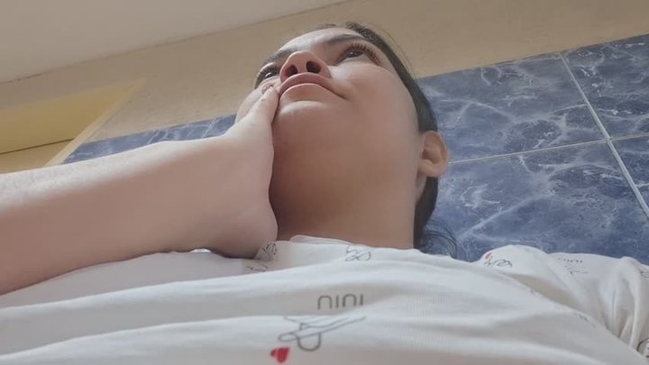 Yawning in the hospital waiting room