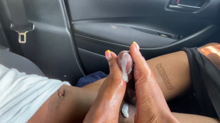 Toekahantas - Target Footjob Cumshot