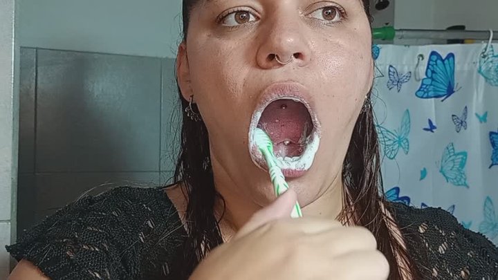 Tooth brushing #2