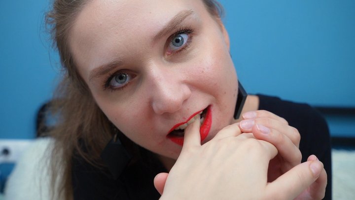 HER FAVOURITE PUNISHMENT: RED LIPS, SENSUAL BITES! (HD)