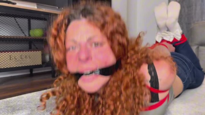 Curious Neighbor Learns the Hard Way – Lola ‘s Strict Hogtie Struggle