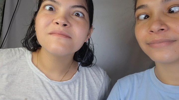 I try to cross my eyes