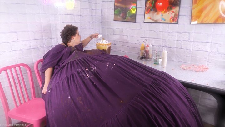Bailey Paige and Amanda Bryant: Dreaming of Gluttony - Delivery Driver Overeats 