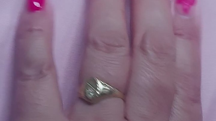Do you like my nails?