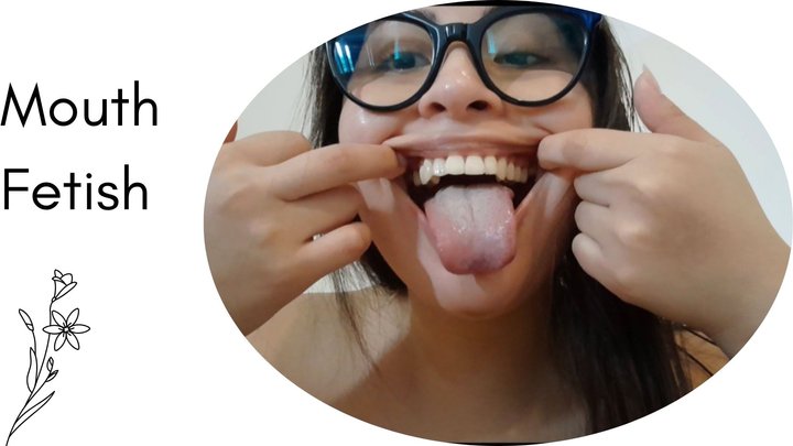 Playing with my mouth and tongue all afternoon