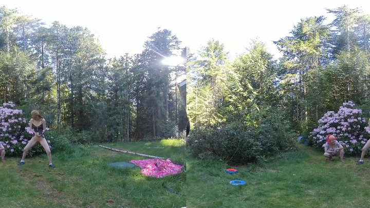 gg peeing by a flower bush VR