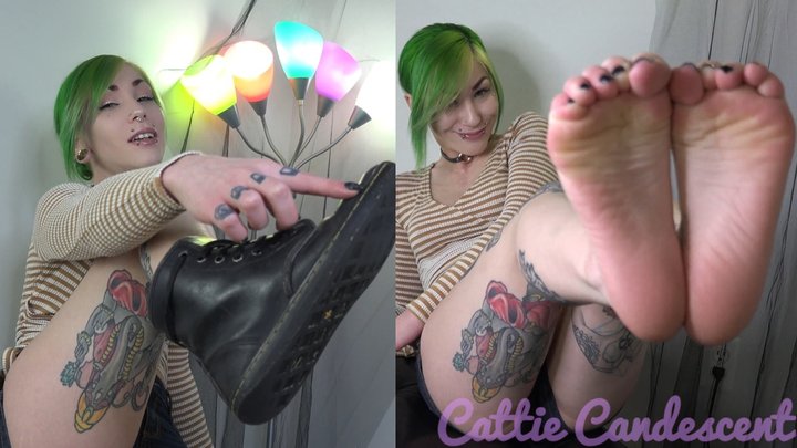 Get A Good Whiff and Lick Them Clean Bitch