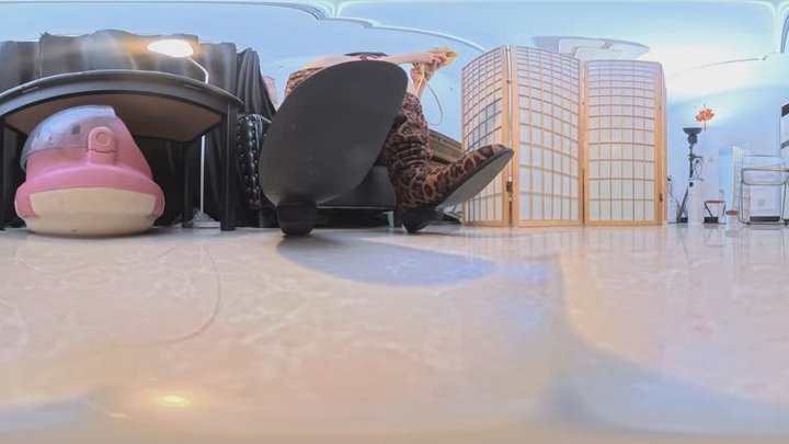 Asian model Jiajia's sexy small feet in leopard print boots 4K
