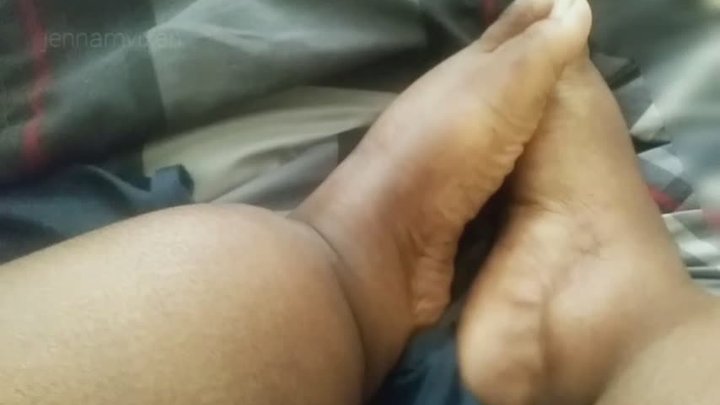 The Fat Baddie | Kiss My Fat Feet
