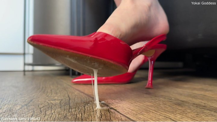 Worship My new red heels