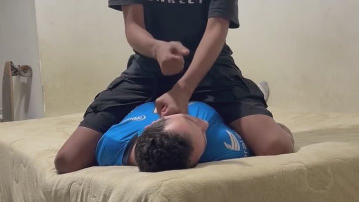 MASTER PA FACE PUNCH AND CUM SHOT!