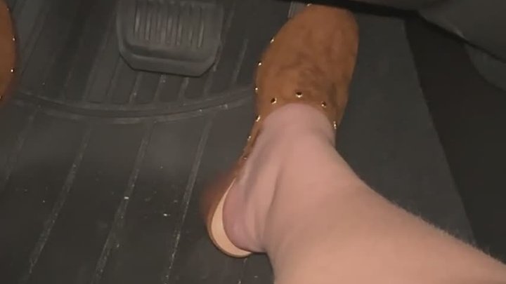 New Heeled Clogs on the Pedals