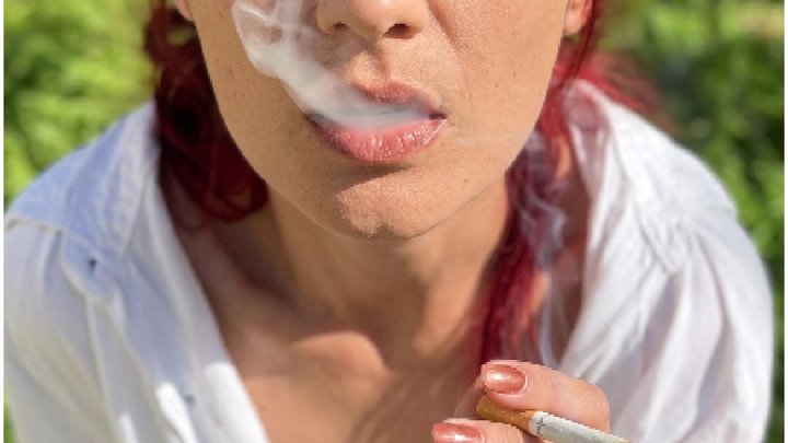 Summer Outdoor Smoke & Tit Flash