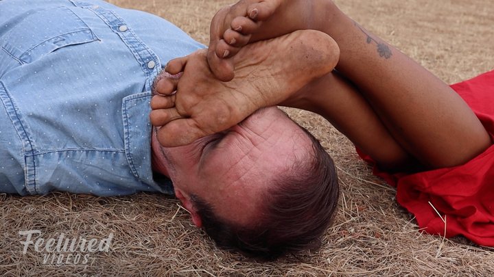 How weak and pathetic do you look with my dirty feet on your face (Full HD 1080p