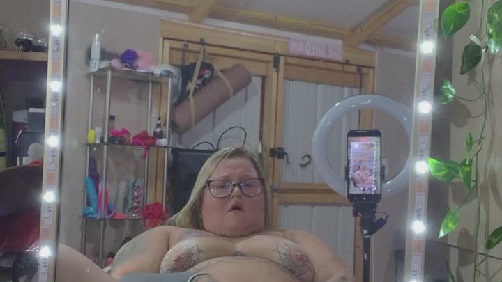 Mirror masturbation