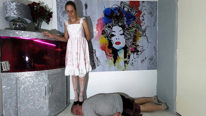 Danielle Costume Black High Heels Head Trampling (4K)