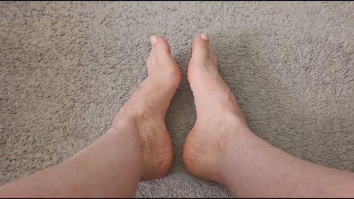 Size 37 Feet Wiggle & carpet Rub: Arch & Veiny Focus