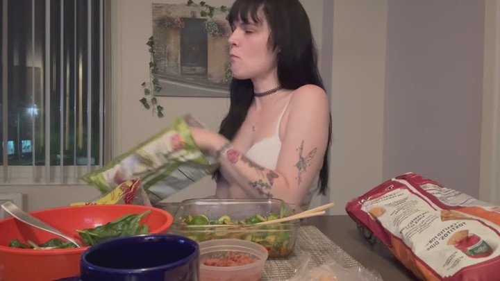 pretty girl stuffs her face