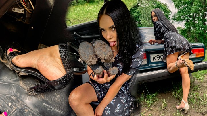 CRANKING Cranking and slipping in mud high heels sandals