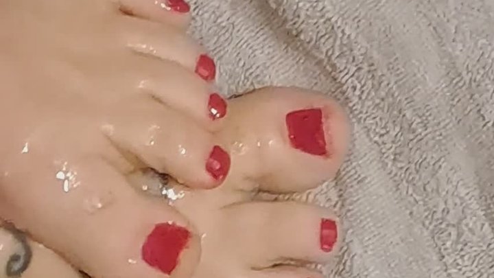 Oil in my toes and feet?