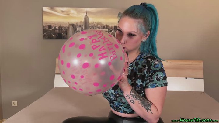 Blow2Pop clear Q16 happy birthday