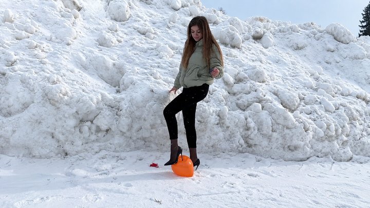 Louboutins So Kate 120 vs. Balloons, Winter Fun in Louboutin So Kate, Popping Ba
