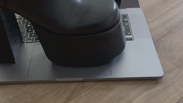 I Crush Cans on My Slave’s MacBook in My Huge UNIF Boots