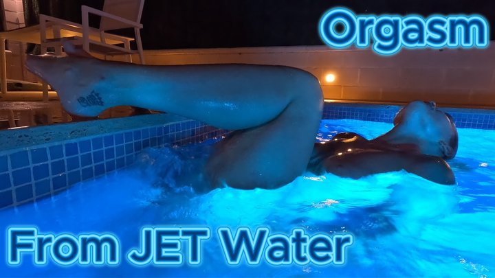 A nighttime orgasm in the pool