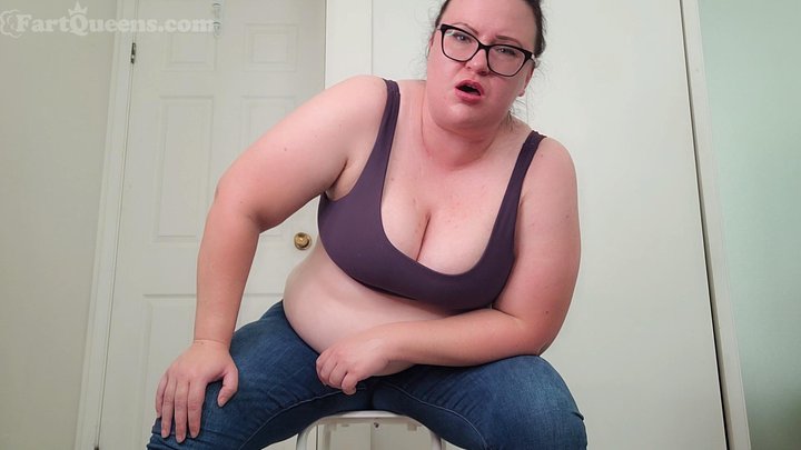 Big Step-Momma Doesn't Fake Farts!