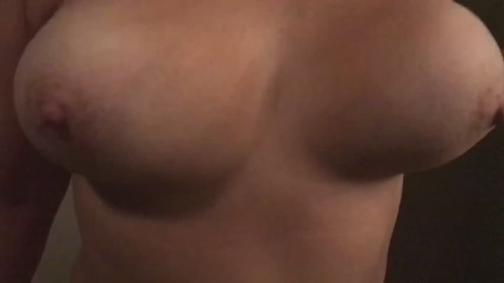 Slow Bouncing Titties