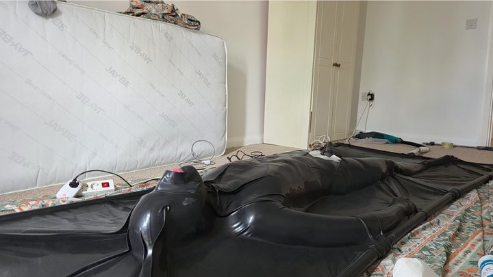 First time in a vacbed