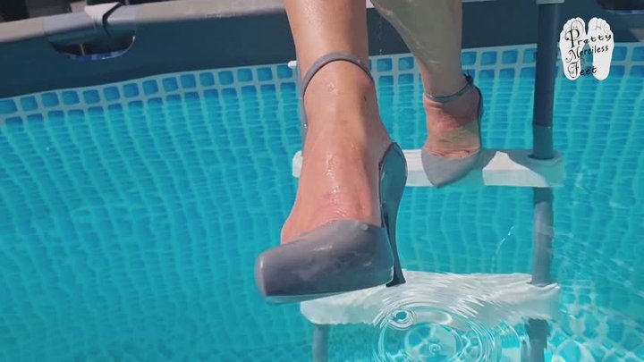 Enjoy the cold Water