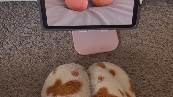 Footboy's cum tribute to his goddess' feet and slippers