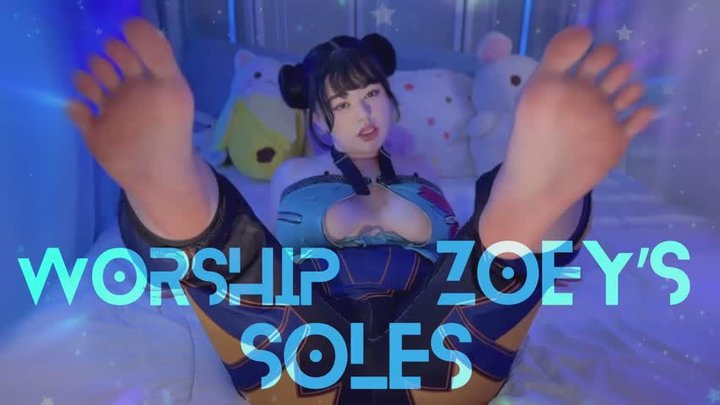 Worship Zoey's Soles