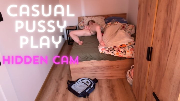 Casual masturbation - spy recording