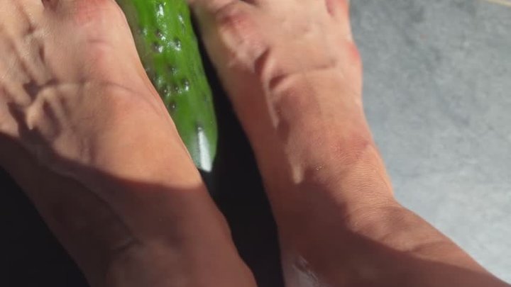 Cucumber feet play